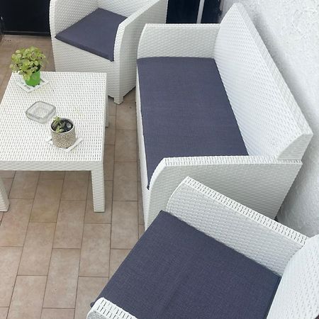 Appartamento Giardini Naxos Butterflies Home Schiso Exterior photo